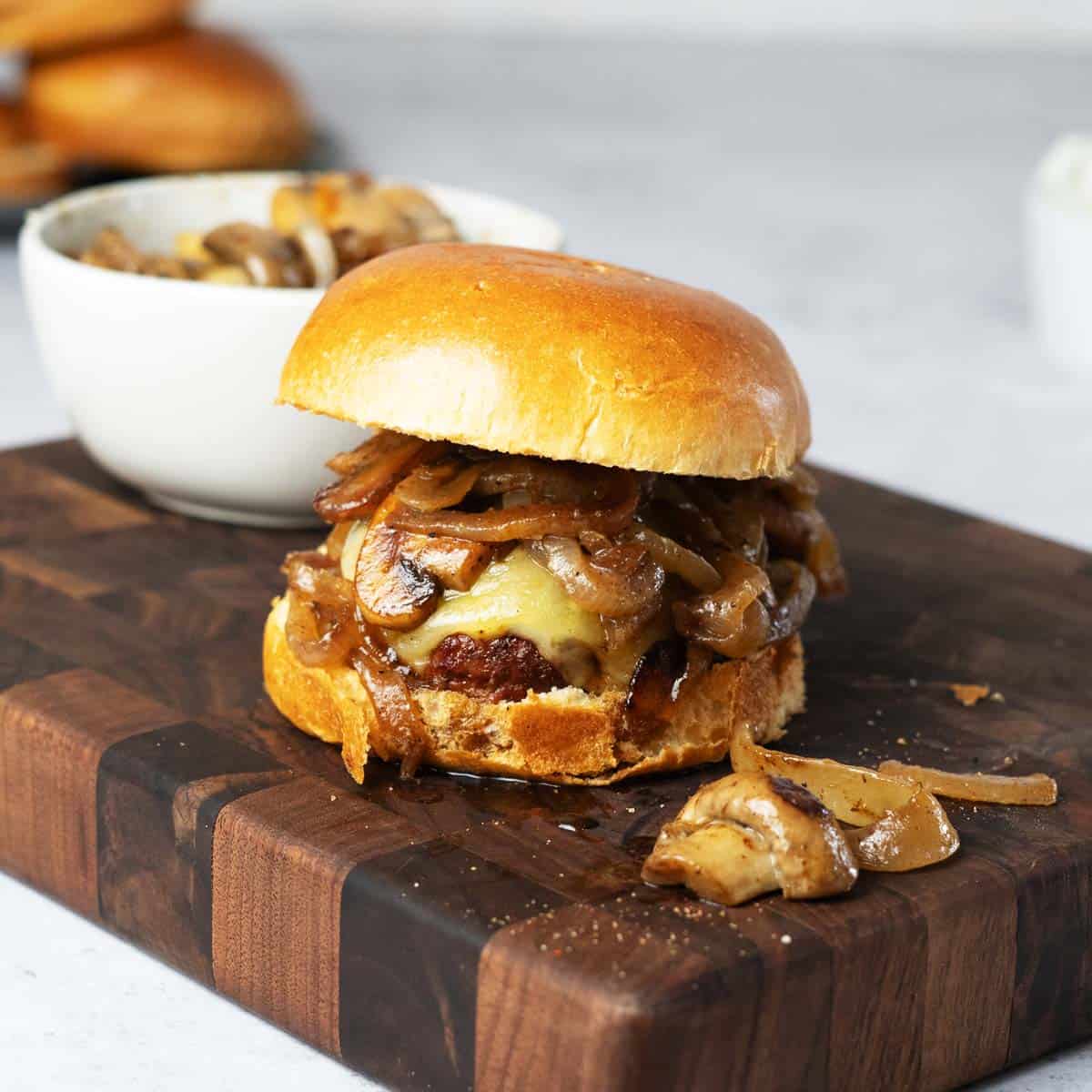 Saltanat Burger